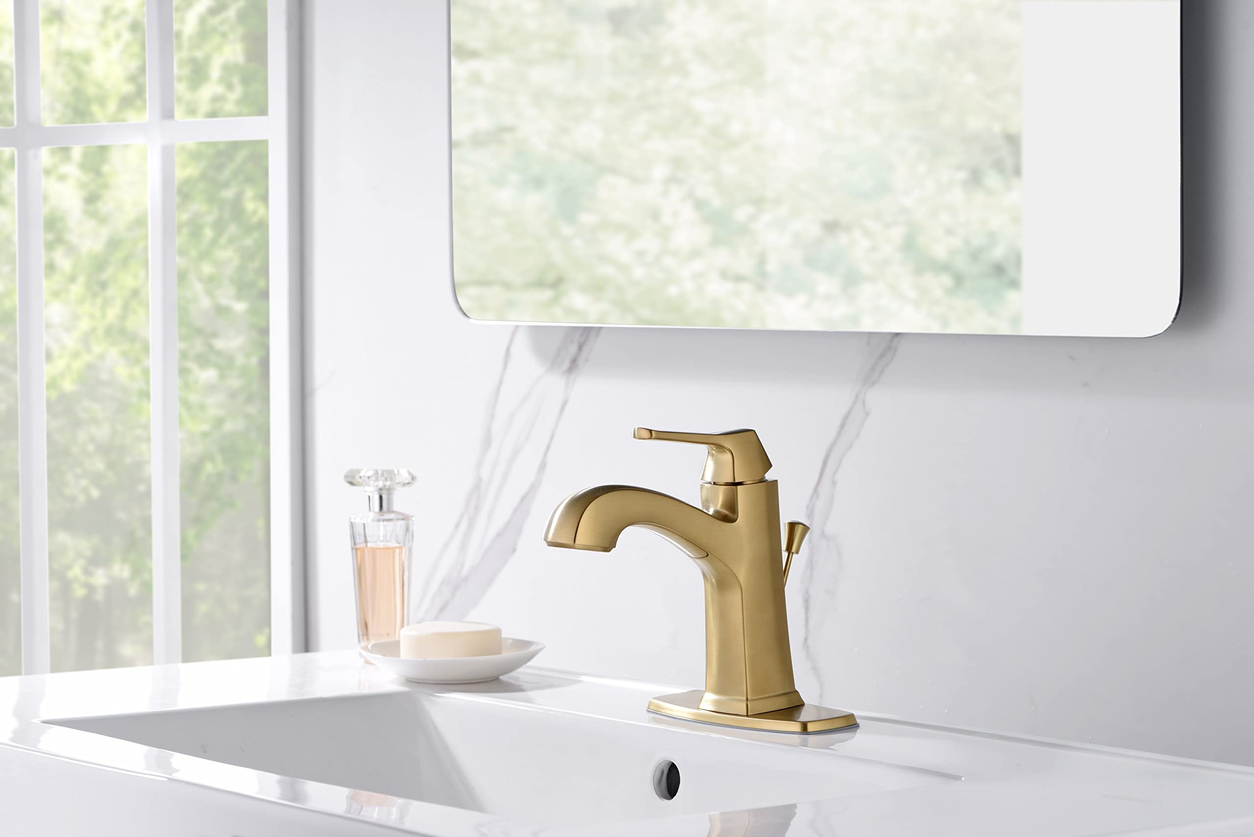 Ultra Faucets UF3870X Bathroom Faucet, Single-Handle Lavatory Faucet