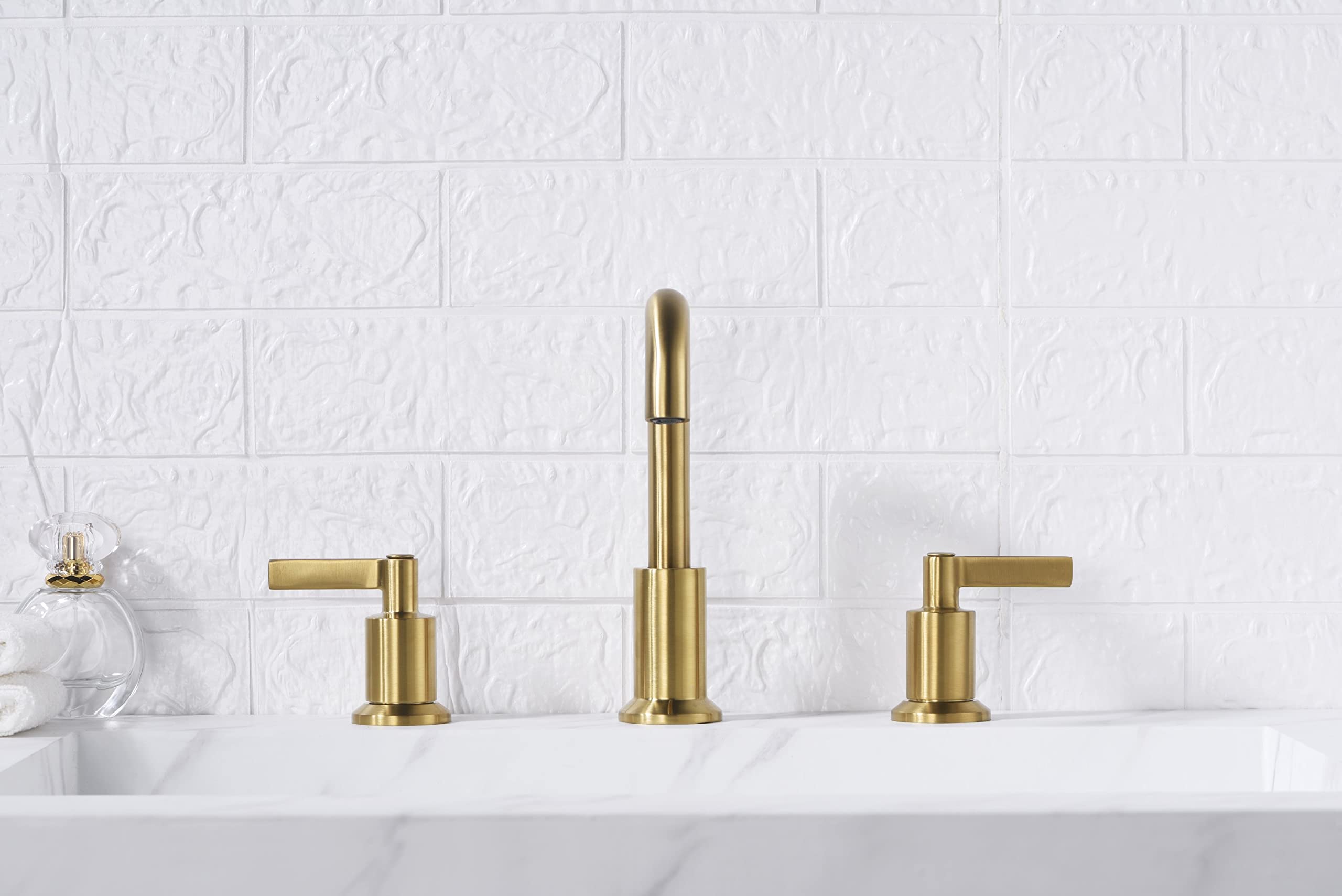 Ultra faucets UF5700X Bathroom Faucets, Two-Handle Widespread Lavatory Faucet