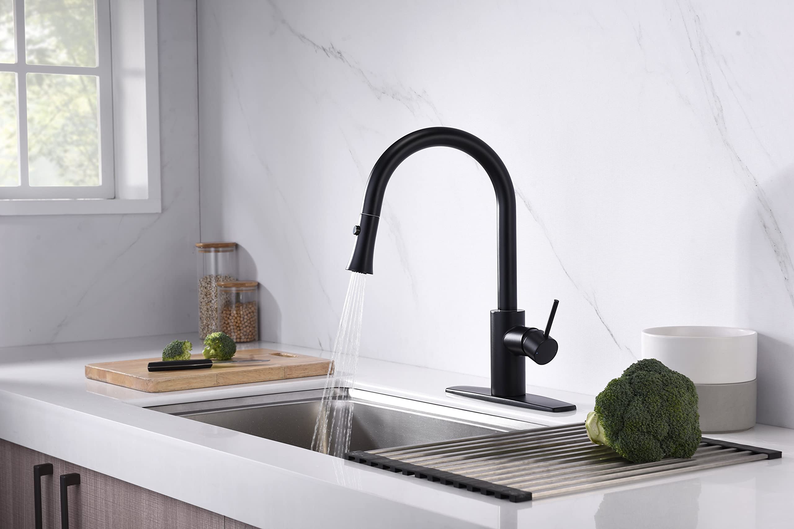 Ultra Faucets UF1420x Euro Collection Single-Handle Kitchen Faucet,