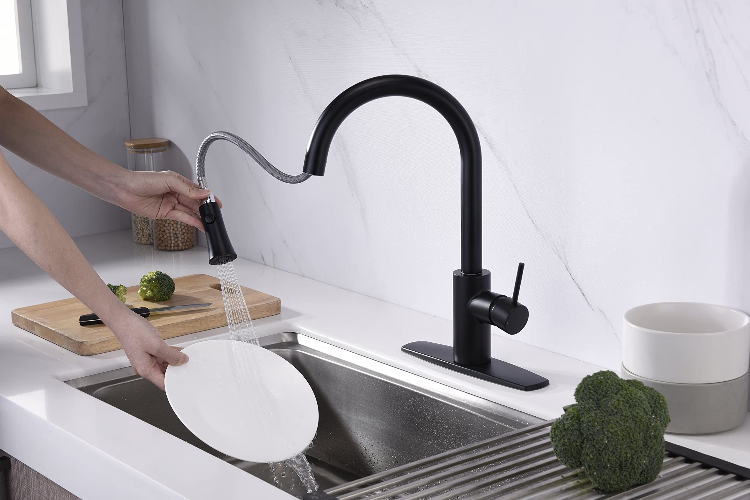 Ultra Faucets UF1420x Euro Collection Single-Handle Kitchen Faucet,