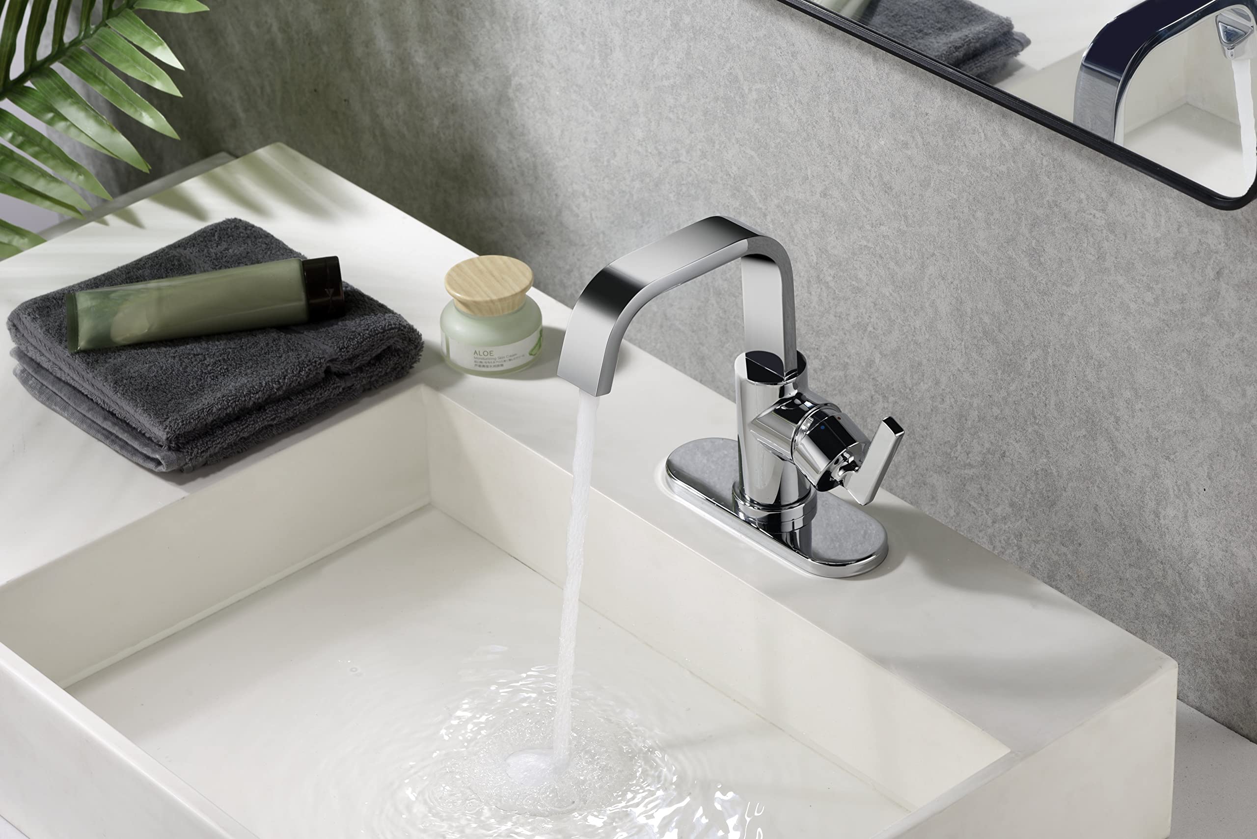 Ultra faucets UF3840X Two-Handle Widespread Lavatory Faucet